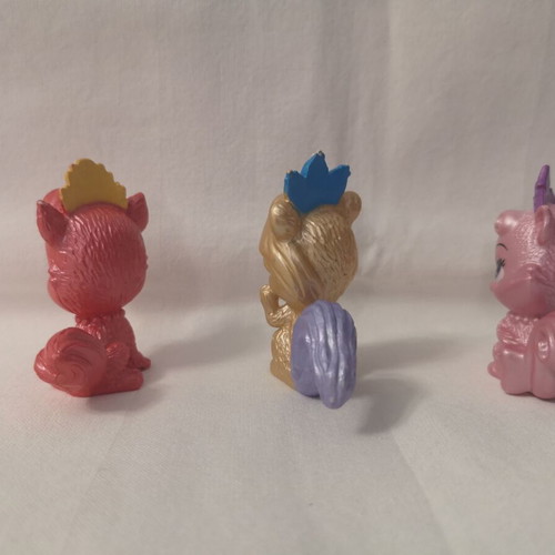 Animal figures used, pack of 7 pieces