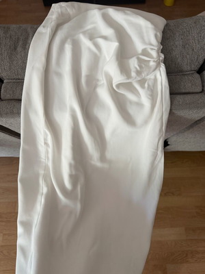 Zara white skirt like new, small size