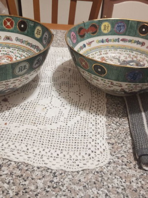 Gavatha like new, 2 bowls 25.5 cm diameter, 11.5 cm height