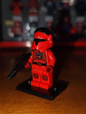 Φιγούρα Major Vonreg με βάση και blaster, Lepin