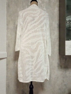 Long white knitted cardigan new size M