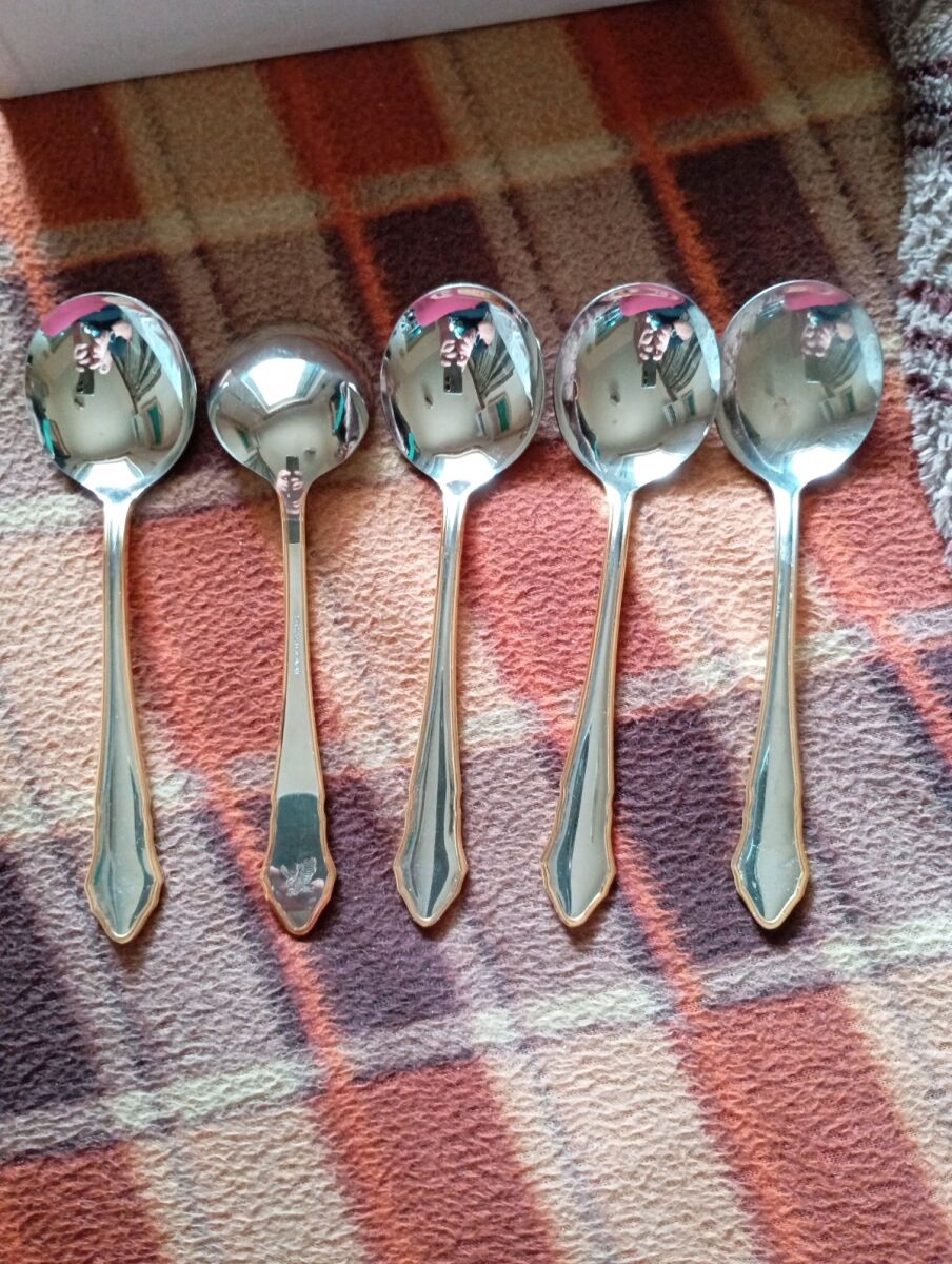 Noritake 18-8 flatware set used, Japan… - € 50,00 - Vendora.cy