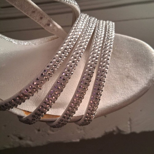 Menbur bridal sandals like new, white and silver, size 40