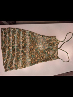 House short dress like new, size L with elasticity, green and orange