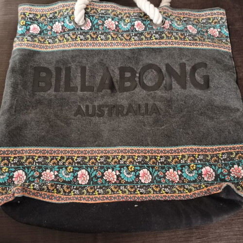 Billabong large cotton beach bag used with floral design and rope handles