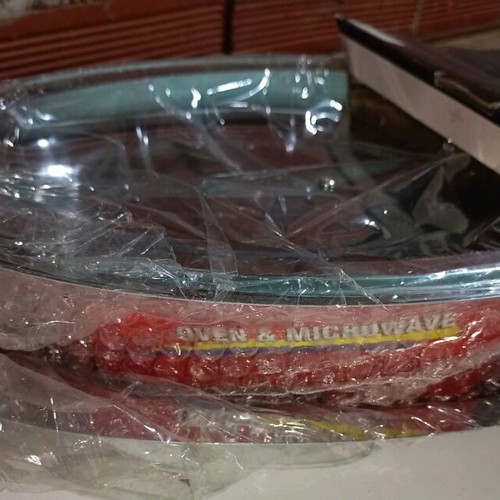 Silversmith silverware Pyrex dish lid new in packaging