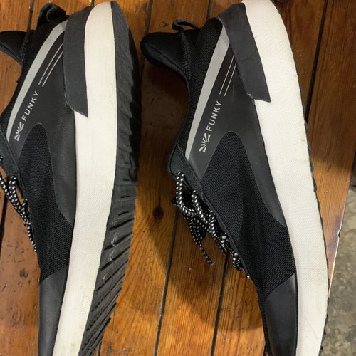 Shoes like new, size 43