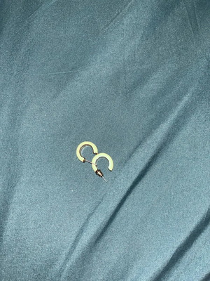 Earrings hoop green light used like new