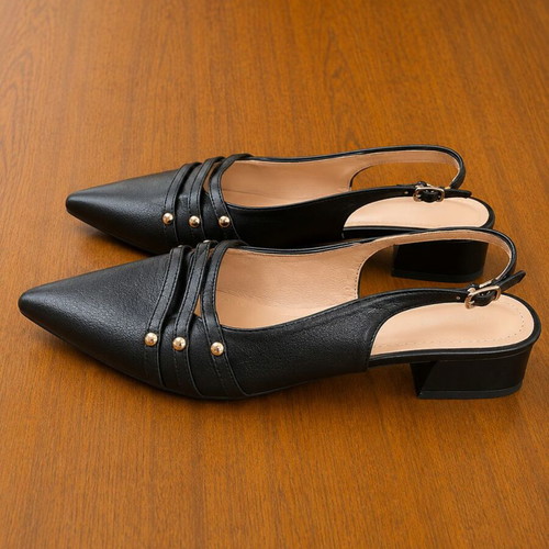Slingback pumps size 41 like new, black, low heel