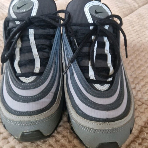 Nike athletic shoes gray size 42 like new