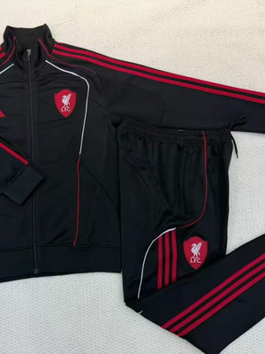 Σετ αθλητική φόρμα καινούργιο, μεγέθη XL και L