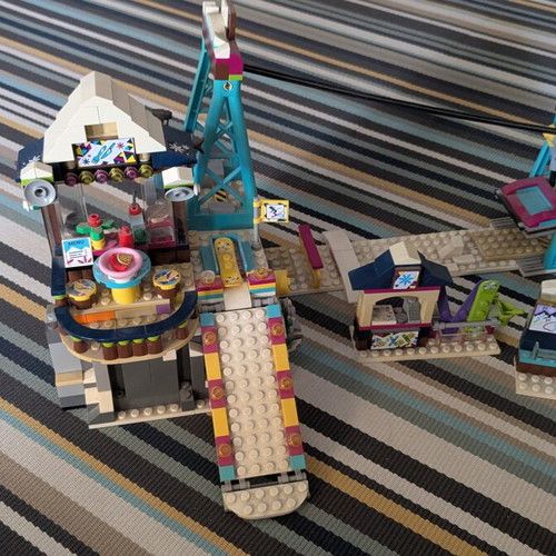 LEGO Friends 41324 Snow Resort Ski Lift with extra handmade lodge