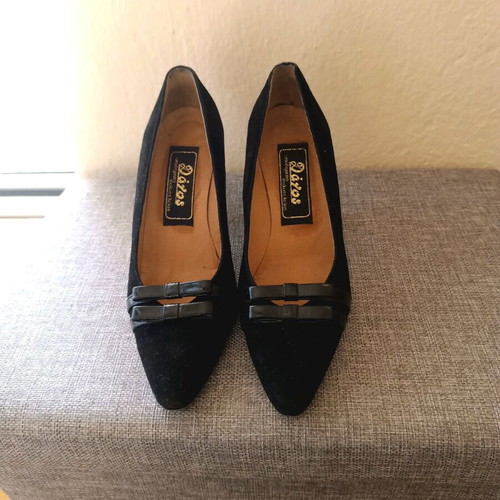 Black pumps used size 36.5