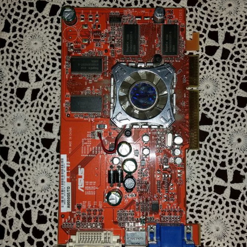 Asus Radeon 9950 128MB AGP graphics card used with artifacts