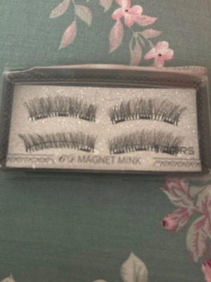 Magnetic false eyelashes new