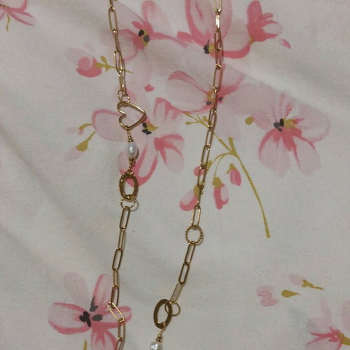 Steel necklace with hearts and pearls unused