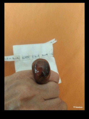 Chunky Tiger's Eye Ring Li La Lo like new, brown