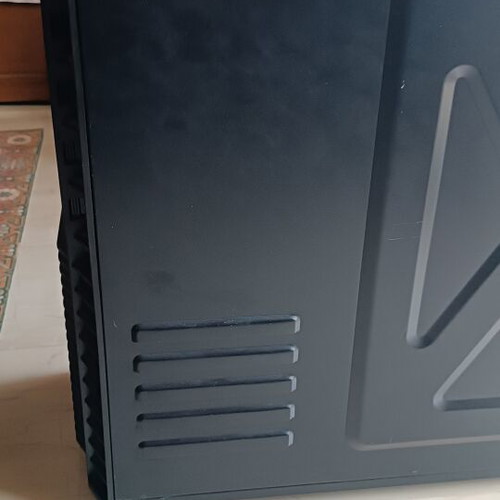 Cooler Master HAF 932 full tower case used with accessories and wheels