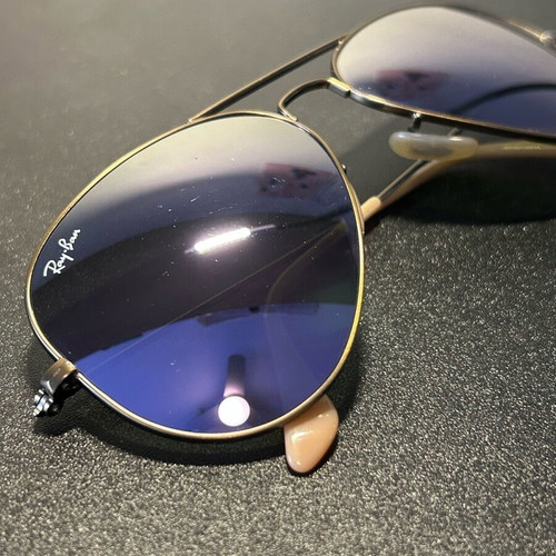 Ray Ban 3025 Aviator Large Metal purple sunglasses like new