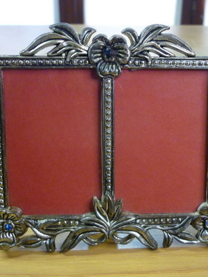 Metal vintage photo frame like new, for two photos