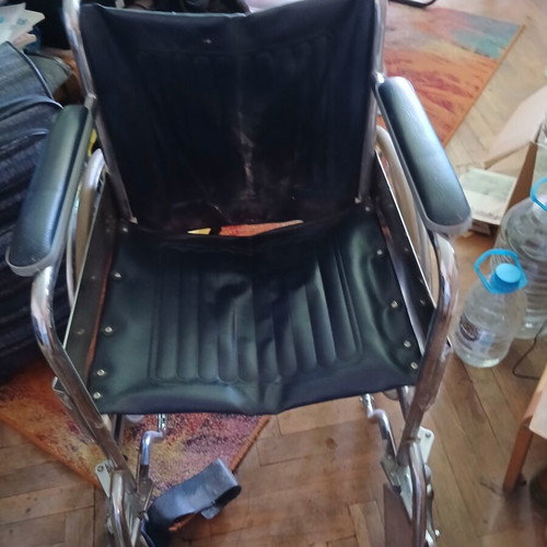 Wheelchair like new, sturdy for large person