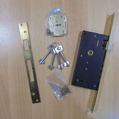 Securemme 2022 Italian mortise security lock 4 pins, 2 turns with 4 keys like new