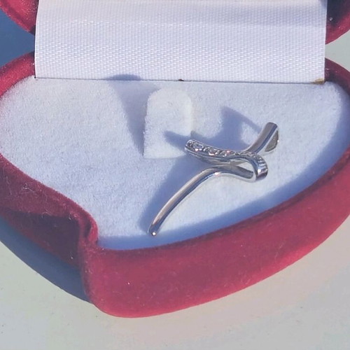 White gold 14K cross with small stones, like new