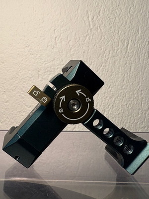 Phone Holder mount μεταλλικό Minifocus σαν καινούργιο