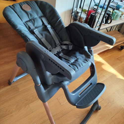 Maxi Cosi Minla High Chair 6 in 1 like new, adjustable height