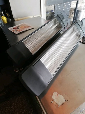 Halogen lamp heaters 3000w used, set of 2