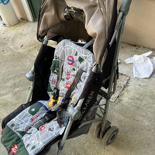 Maclaren stroller used with mosquito net and rain cover