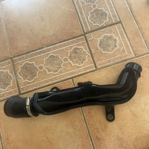 Intercooler pipe VW Audi Seat Skoda 1K0 145 792 with Bosch sensor used