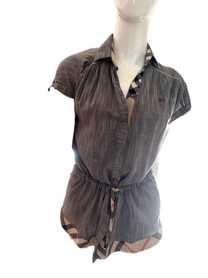 Burberry women's shirt L like new, charcoal gray, short sleeve
