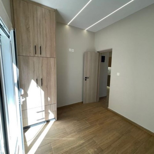 Apartment 1st floor 48 sqm renovated, Nikaia, 2 bedrooms, used
