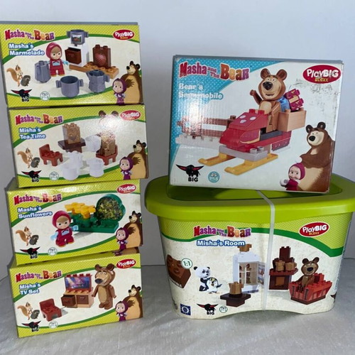 PlayBIG Bloxx Masha and the Bear large blocks new, compatible with popular sets