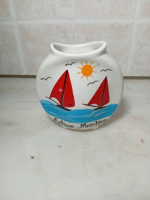 Ceramic souvenir vase from Mytilene like new