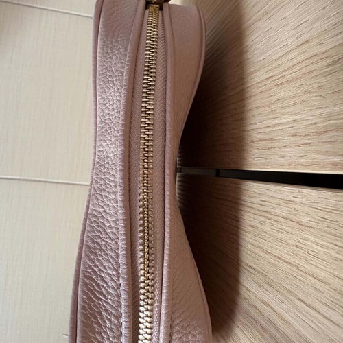 Michael Kors bag like new, soft pink color