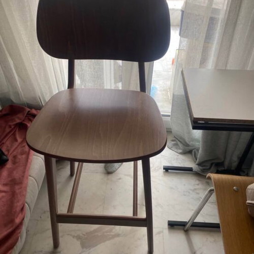 Stand chairs made of beech wood like new, brown color