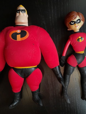 McDonalds Incredibles Disney/Pixar dolls used, set of 2