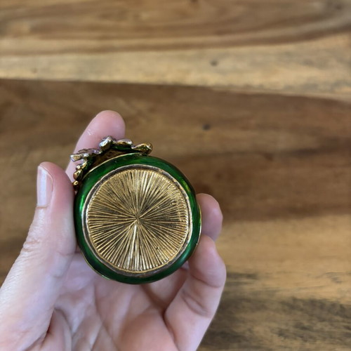 Vintage small enamel and metal box like new