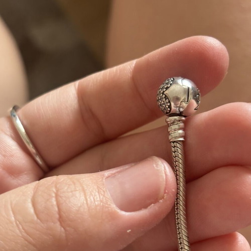 Pandora bracelet 590743CZ like new, silver, heart clasp with zirconia
