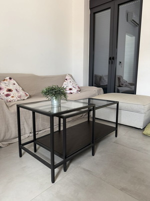 IKEA coffee table like new