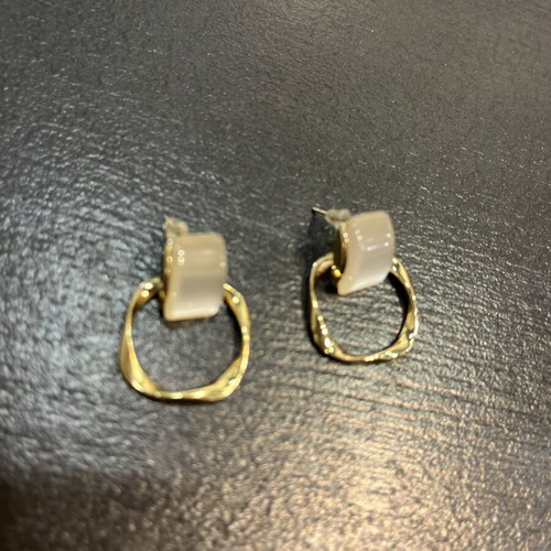 Earrings with modern geometric design like new, beige and gold finish