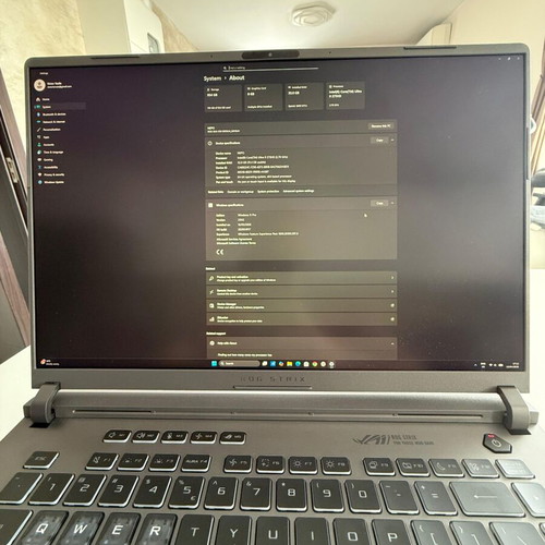 Asus ROG Strix G16 G615 i9 Ultra, RTX 5060, 32GB RAM, new
