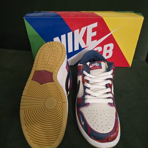 Nike SB Dunk x Parra Low New Multicolor Athletic Shoes Size 40.5