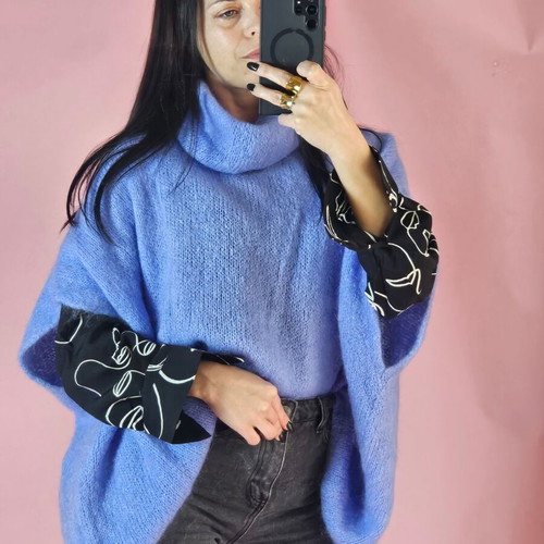 Mohair pullover new, blue, one size with turtleneck collar