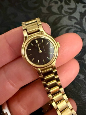 Seiko vintage gold-plated women's watch like new