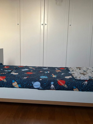 Casababy Zoom convertible baby cot and bed 70×140 with Greco Strom Thalis mattress and waterproof cover like new