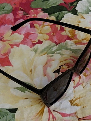 Black sunglasses