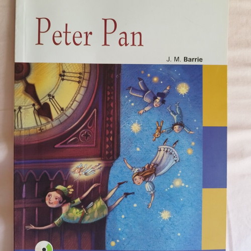 Peter Pan Green Apple book like new, Black Cat editions, English learning